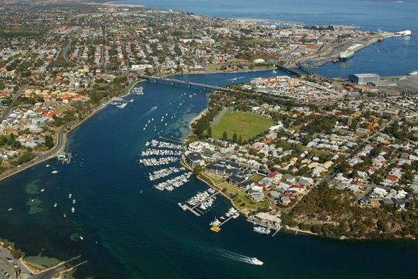 Facilities and Services | Pier 21 Marina | Premium Facilities on the Swan River